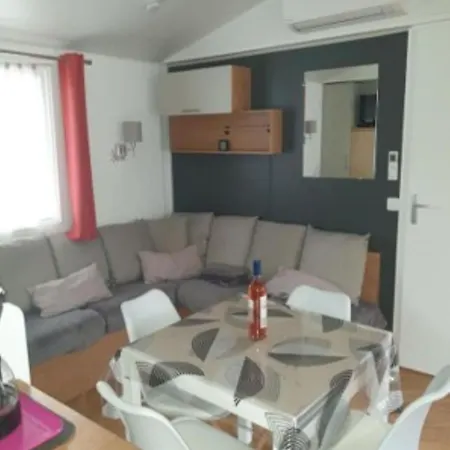 Mobil Bonne Anse 6 8 Pers 营地 莱马特