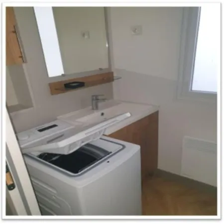 Mobil Bonne Anse 6 8 Pers 营地